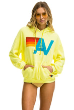 Cargar imagen en el visor de la galería, LOGO PULLOVER RELAXED HOODIE - NEON YELLOW Hoodie Aviator Nation