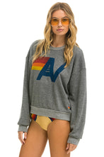 Cargar imagen en el visor de la galería, LOGO RELAXED CREW SWEATSHIRT - HEATHER Sweatshirt Aviator Nation