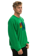 Cargar imagen en el visor de la galería, LOGO RELAXED CREW SWEATSHIRT - KELLY GREEN Sweatshirt Aviator Nation