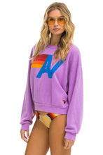 Cargar imagen en el visor de la galería, LOGO RELAXED CREW SWEATSHIRT - NEON PURPLE Sweatshirt Aviator Nation