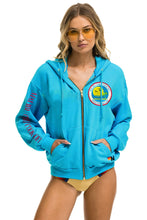 Cargar imagen en el visor de la galería, MALIBU CHILI COOK-OFF 2023 ZIP HOODIE RELAXED - NEON BLUE Hoodie Aviator Nation