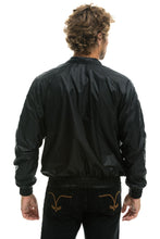 Cargar imagen en el visor de la galería, MEN&#39;S BASIC WINDBREAKER - BLACK Aviator Nation