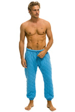 Cargar imagen en el visor de la galería, MEN&#39;S QUILTED SWEATPANTS - OCEAN Mens Sweatpants Aviator Nation
