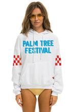 Cargar imagen en el visor de la galería, PALM TREE FESTIVAL ASPEN 2023 PULLOVER HOODIE RELAXED - WHITE Aviator Nation