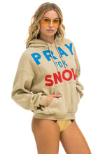 Cargar imagen en el visor de la galería, PRAY FOR SNOW RELAXED PULLOVER HOODIE - SAND Hoodie Aviator Nation