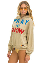 Cargar imagen en el visor de la galería, PRAY FOR SNOW RELAXED PULLOVER HOODIE - SAND Hoodie Aviator Nation