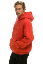 Cargar imagen en el visor de la galería, QUILTED RELAXED PULLOVER HOODIE - RED Hoodie Aviator Nation