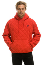 Cargar imagen en el visor de la galería, QUILTED RELAXED PULLOVER HOODIE - RED Hoodie Aviator Nation