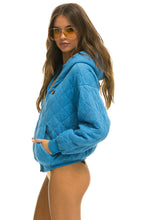 Cargar imagen en el visor de la galería, QUILTED ZIP HOODIE RELAXED - OCEAN Hoodie Aviator Nation