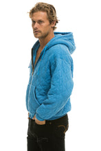 Cargar imagen en el visor de la galería, QUILTED ZIP HOODIE RELAXED - OCEAN Hoodie Aviator Nation