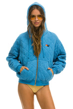 Cargar imagen en el visor de la galería, QUILTED ZIP HOODIE RELAXED - OCEAN Hoodie Aviator Nation