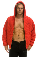 Cargar imagen en el visor de la galería, QUILTED ZIP HOODIE RELAXED - RED Hoodie Aviator Nation