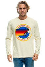 Carregar imagem no visualizador da galeria, SIGNATURE MILL VALLEY LONG SLEEVE TEE - VINTAGE WHITE Tees Aviator Nation
