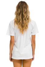 Carregar imagem no visualizador da galeria, SMILEY 2 CREW TEE - WHITE Tees Aviator Nation