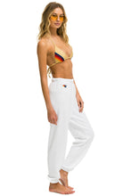 Carregar imagem no visualizador da galeria, SMILEY 2 LIGHT WEIGHT SWEATPANTS - WHITE Women&#39;s Sweatpants Aviator Nation