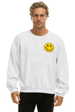 Carregar imagem no visualizador da galeria, SMILEY 2 RELAXED LIGHT WEIGHT CREW SWEATSHIRT - WHITE Sweatshirt Aviator Nation