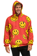 Carregar imagem no visualizador da galeria, SMILEY REPEAT RELAXED PULLOVER HOODIE - RED Hoodie Aviator Nation