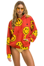Carregar imagem no visualizador da galeria, SMILEY REPEAT RELAXED PULLOVER HOODIE - RED Hoodie Aviator Nation