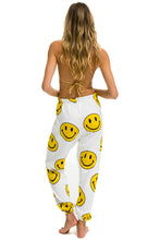 Last inn bildet i Galleri-visningsprogrammet, SMILEY REPEAT WOMENS SWEATPANTS - WHITE Women&#39;s Sweatpants Aviator Nation