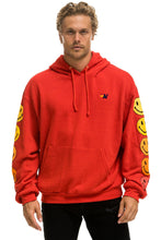 Carregar imagem no visualizador da galeria, SMILEY SUNSET RELAXED PULLOVER HOODIE - RED Hoodie Aviator Nation