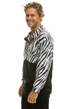 Carregar imagem no visualizador da galeria, TEDDY FLEECE UNISEX HALF ZIP COLOR BLOCK JACKET - ZEBRA Sweatshirt Aviator Nation