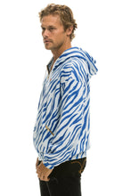 Carregar imagem no visualizador da galeria, TIGER RELAXED ZIP HOODIE WITH POCKETS - BLUE TIGER Hoodie Aviator Nation