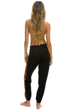 Carregar imagem no visualizador da galeria, TIGER STRIPE WOMEN&#39;S SWEATPANTS - BLACK // TIGER Women&#39;s Sweatpants Aviator Nation