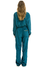 Carregar imagem no visualizador da galeria, UNISEX CORDUROY FLIGHT SUIT - CAPRI Flight Suit Aviator Nation