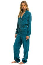 Carregar imagem no visualizador da galeria, UNISEX CORDUROY FLIGHT SUIT - CAPRI Flight Suit Aviator Nation