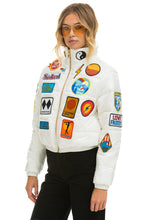 Load image into Gallery viewer, VINTAGE PATCH APRES PUFFER JACKET - WHITE GLOSSY Women&#39;s Outerwear Aviator Nation