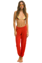 Carregar imagem no visualizador da galeria, WOMEN&#39;S CHECK LEG SWEATPANTS - RED // WHITE Womens Sweatpants Aviator Nation